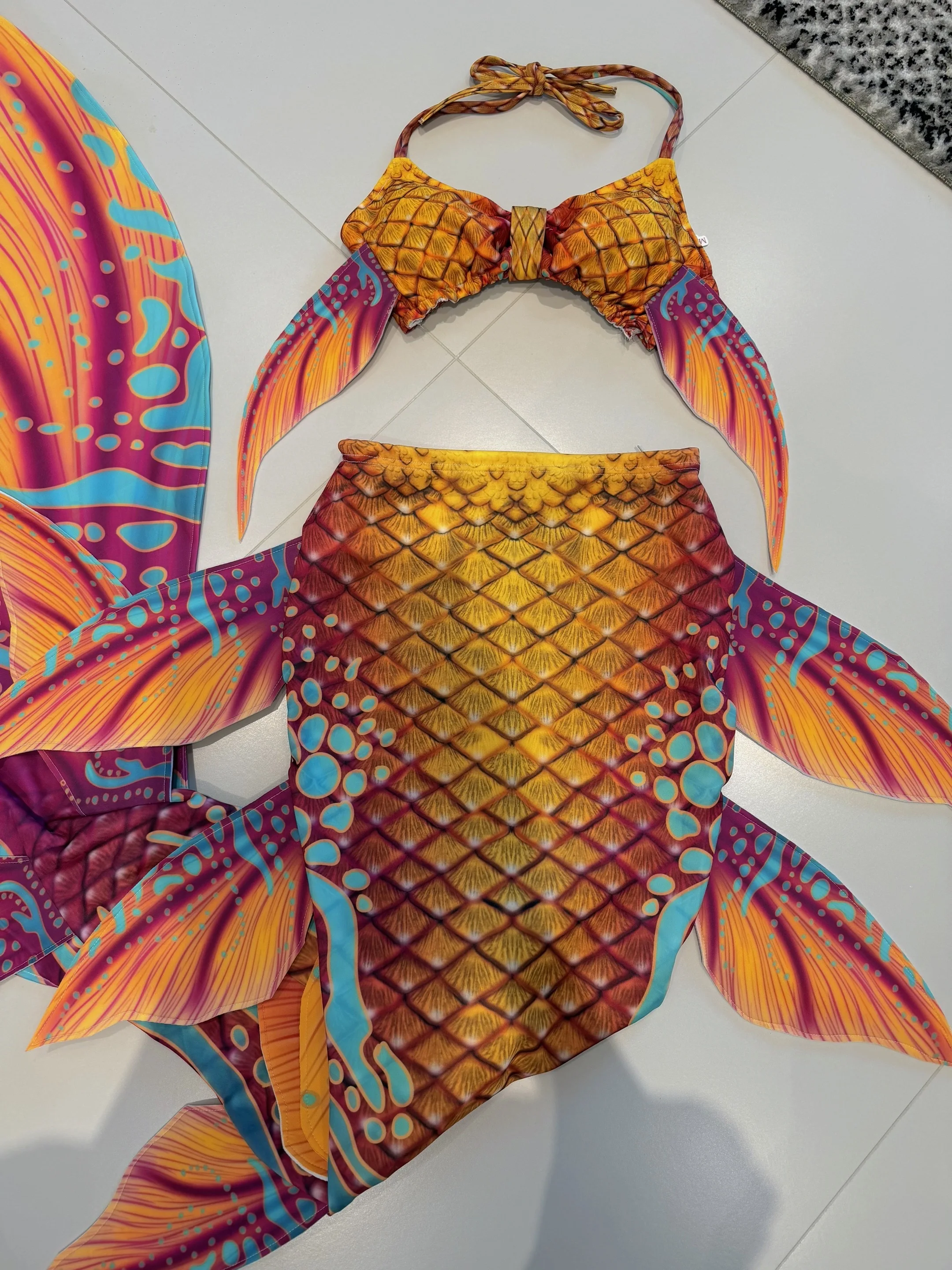 New Mermaid Tail, Customized T - Aquarium & Marine Museum 评论和价格