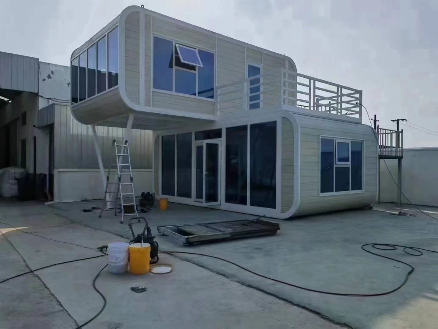 Rumah Prefab Modern luar ruangan, rumah kecil bergerak rumah kerja kantor Pod kabin Apple 20 kaki