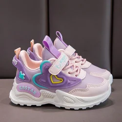 Scarpe da corsa per ragazze scarpe da ginnastica per bambini moda classica vendita calda bambini scuola scarpe sportive Casual antiscivolo rosa con cuore d'amore