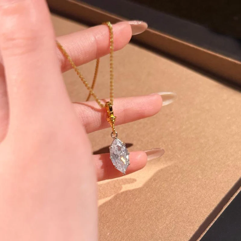 Two Tone Sparkling Horse Eye Zircon Necklace High-end Italian Craftsmanship Detachable Universal Buckle Necklaces For Women