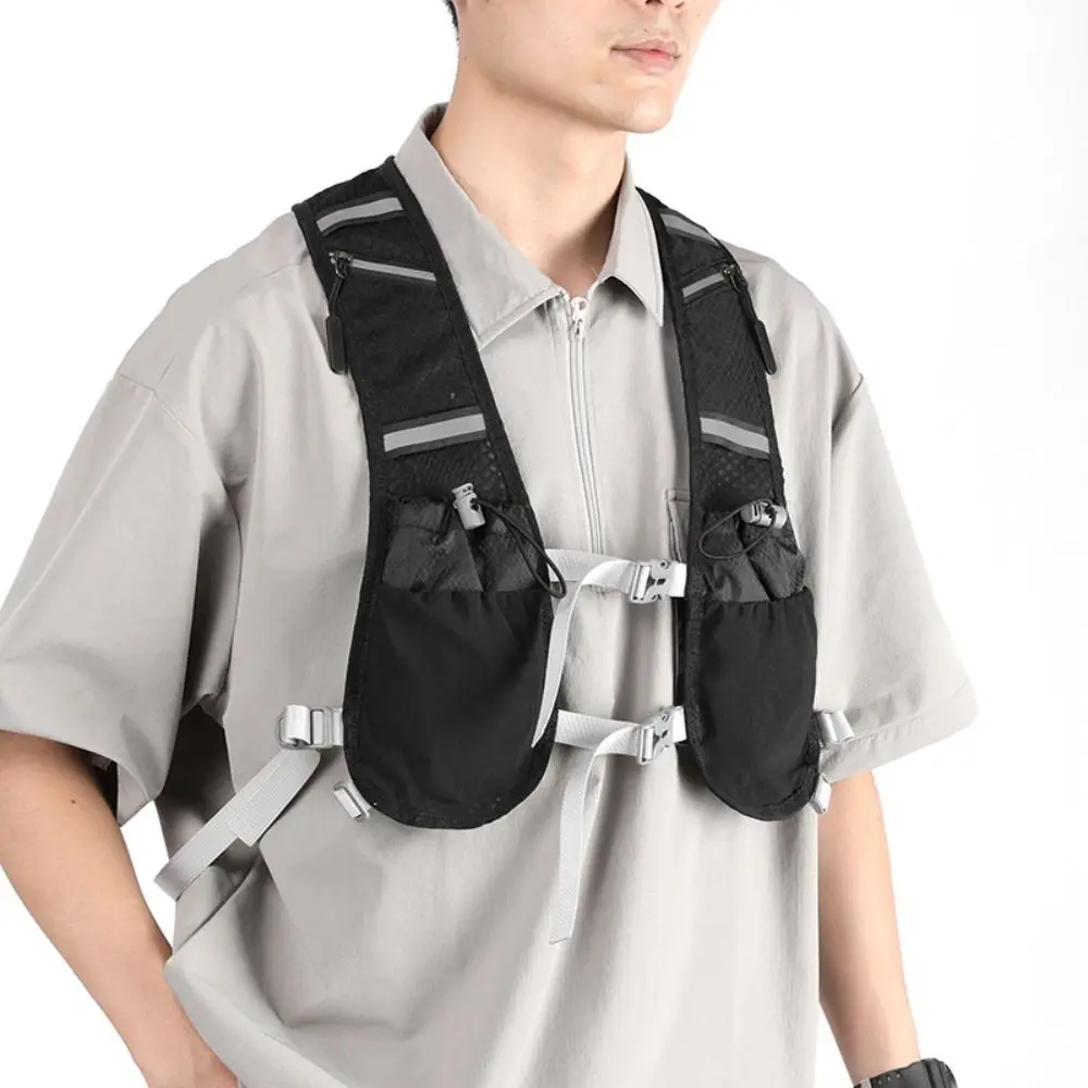 

Multi-pockets Hydration Running Vest Breathable Lightweight Cycling Backpack Reflective Design Phone Storage Hiking Chest Pack