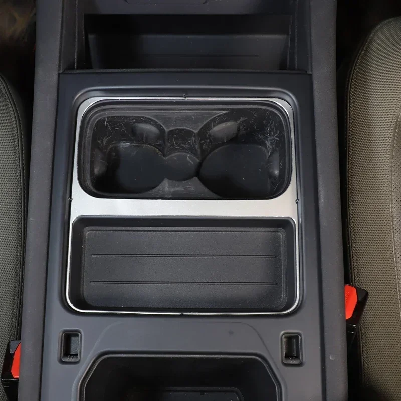 Für Land Rover Defender 90 110 130 2020-2024 Silber Auto Zentrale Steuerung Wasser Tasse Halter Rahmen Abdeckung Trim innen Zubehör