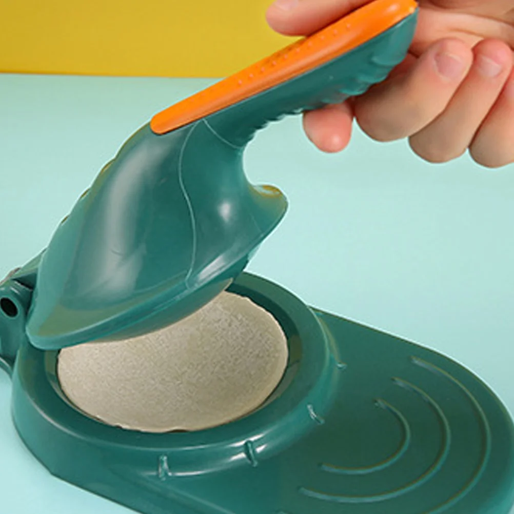 

Dumpling Skin Dough Pressing Tool Pastry Wrapper Maker Plastic Mold for Dumpling Skin Presser Steaming Bar