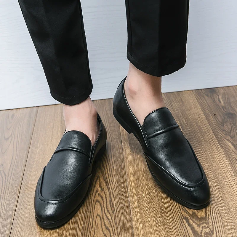 Classic Black Men's Leather Shoes Non-slip And Minimalist Style Wedding Party Comfortable Driving Men's Flat Designer Shoes