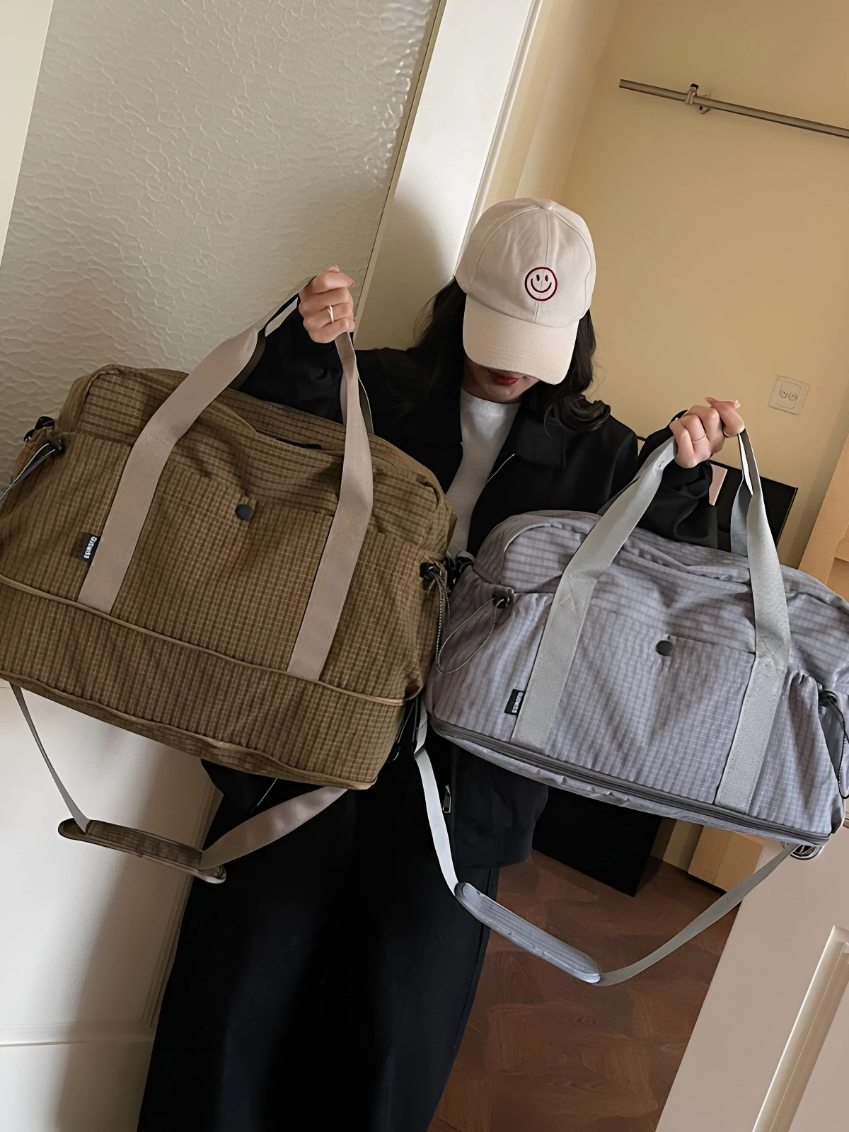 lightweight-large-capacity-women's-travel-bag-portable-shoulder-crossbody-fitness-handbag-short-trip-bag-suitable-for-young-a