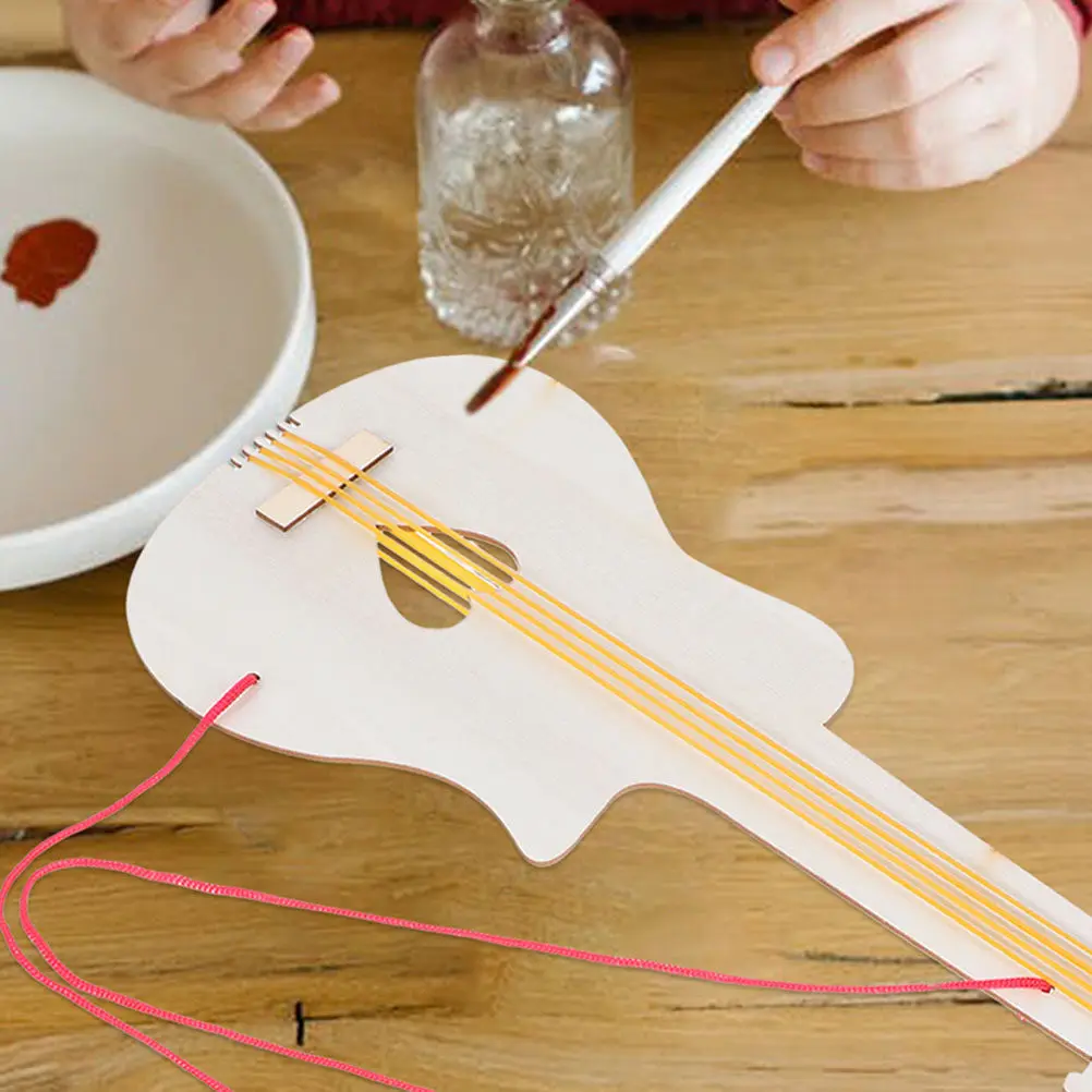 8Pcs Unfinished Wooden Guitar Shapes DIY Craft Kit for to Paint Decorate Develop Fine Motor Skills Music Interest Family