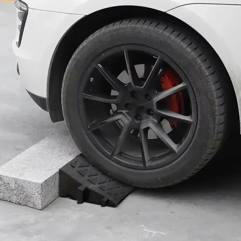 Versatile Plastic Threshold Ramp 50/70/100mm Heavy Duty Driveway Ramp Anti-Slip Curb Ramp Wheelchair