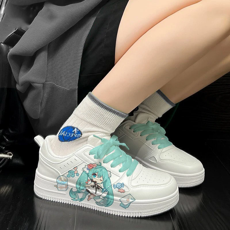 Cartoon Hatsune Miku Future Girls' Autumn and Winter Plush Casual Sneakers Cute New Anime Peripheral Shoes Festival Gift