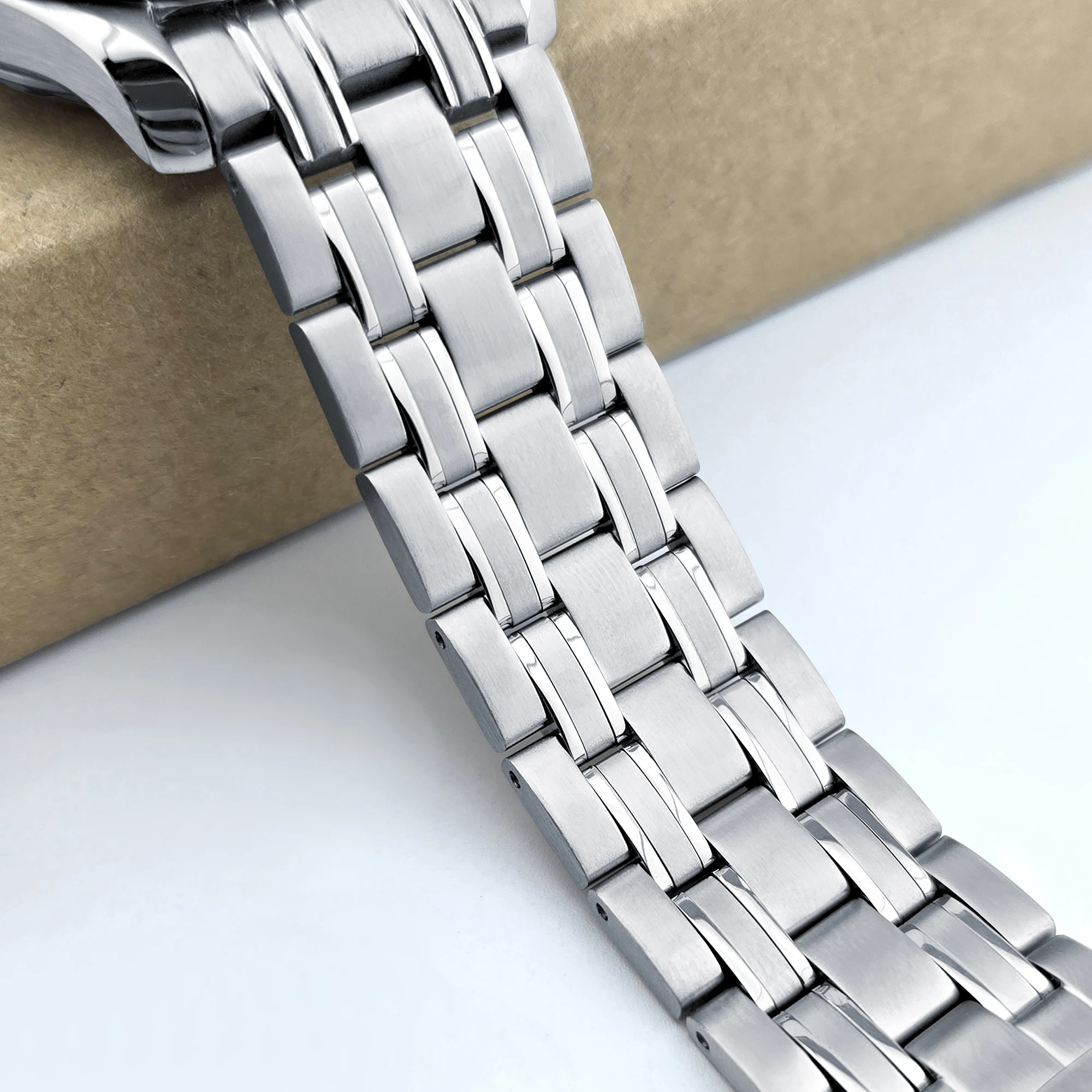 Logo personalizzato 41mm Orologio da uomo Zaffiro reloj hombre quadrante sterile Orologi da uomo Luminoso 10Bars NH35 Orologio da polso meccanico automatico