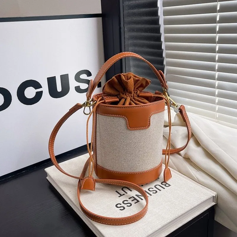 Solid Color Diaper Bag With Letter Logo Elegant Leather Casual Simple Trendy Design Crossbody Handbag For Commuter