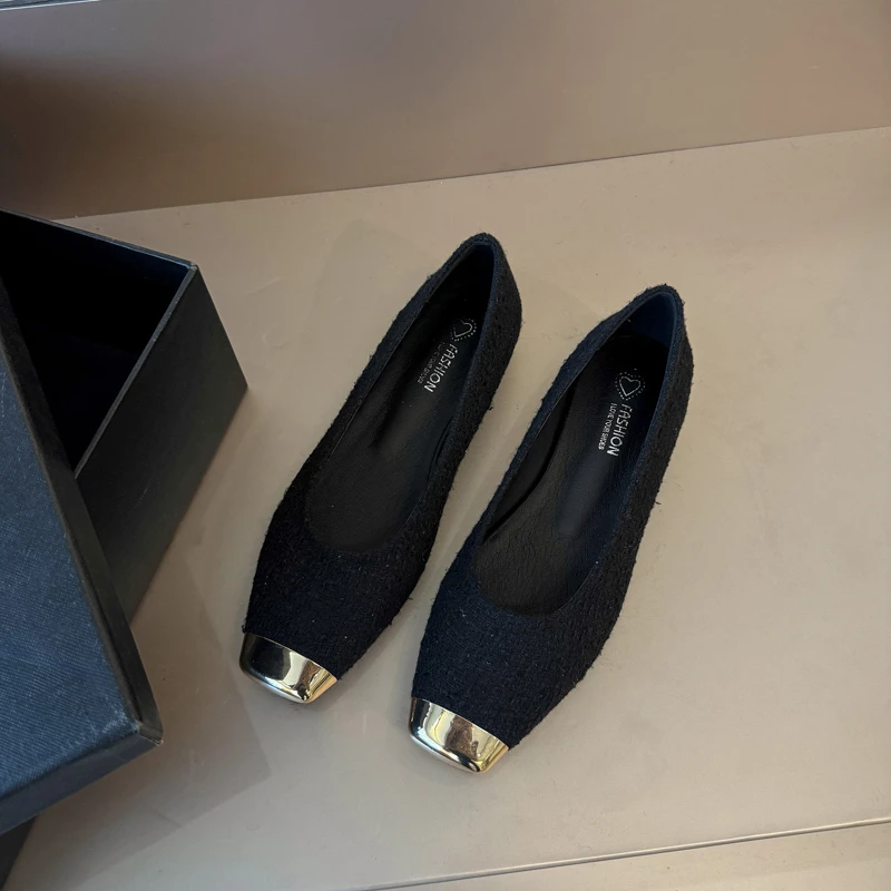 حذاء نسائي بكعب منخفض مطبوع عليه ركلة واحدة معدني مزخرف عند أصابع القدم ونعل مطاطي مقاوم للاهتراء مريح وقابل للتنفس Zapatos Mujer