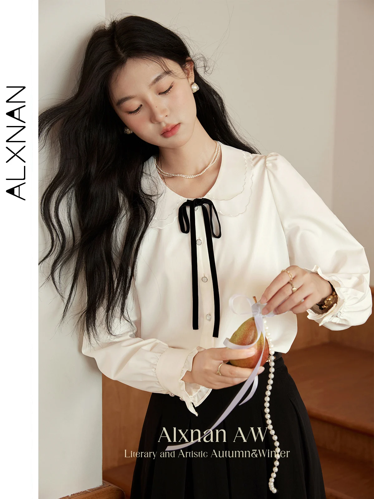 ALXNAN Women's French Temperament Shirt Patchwork Embroidered Doll Collar Velvet Bow Strap 2024 Autumn Female Casual Tops L39932