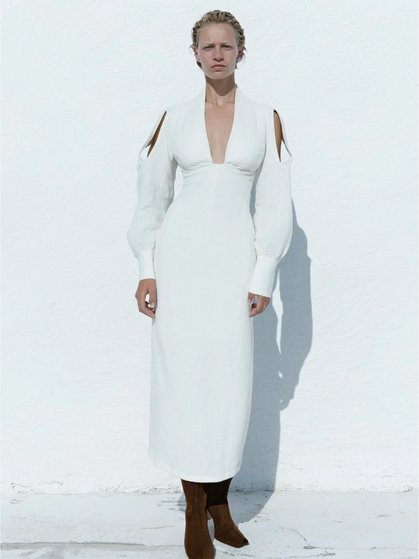 Lange damesjurk, sexy chique uitgesneden pofmouwen, diepe hals, midi-sla-afwerking, zomer-herfstjurk