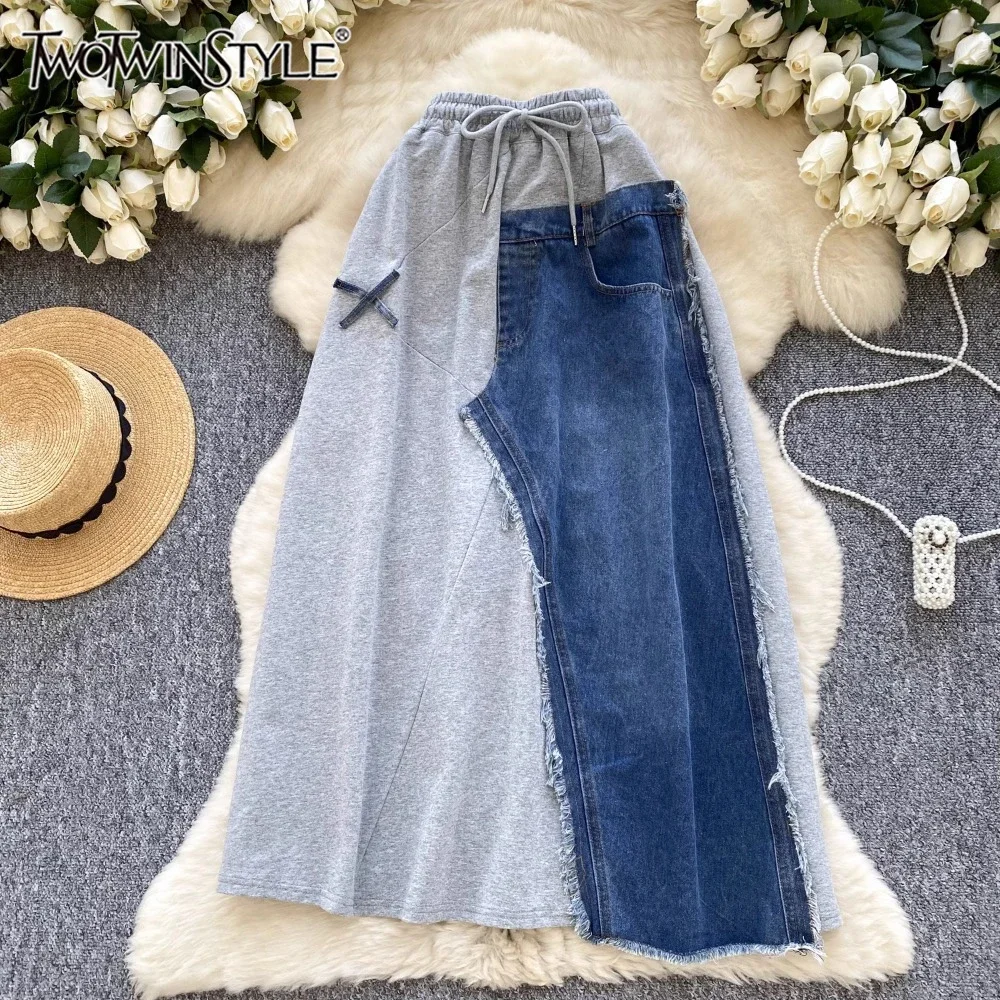 

TWOTWINSTYLE New Spliced Raw Denim Chic Skirts For Women High Waist Patchwork Pockets Asymmetrical Loose Skirts Female KSK523879