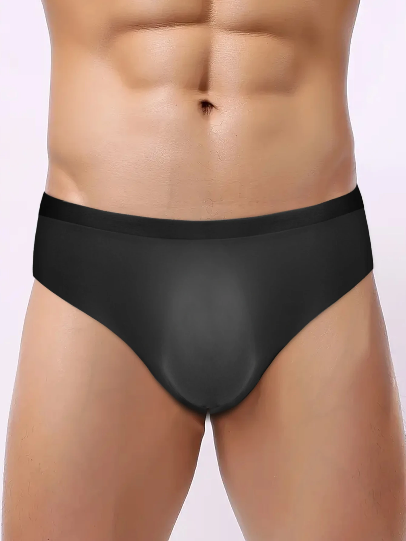 Men\'s Solid Black Smooth Seamless Triangle Briefs Breathable Skin Friendly Summer Underpanty Underwear