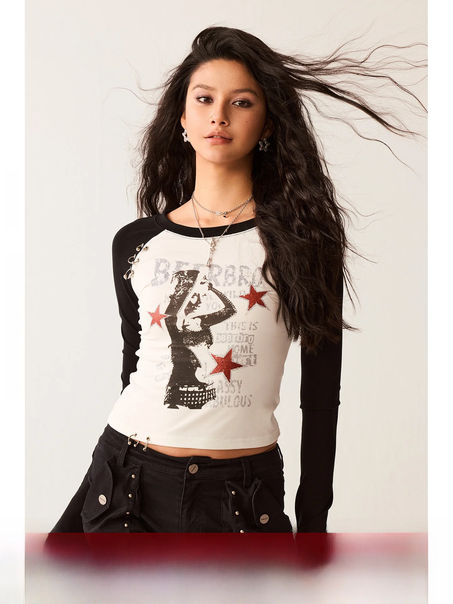 

BeerBro Vintage Sound Wave Lenzing Lyocell Skin-friendly Soft Slim Fit oulder Sve T-irt Women's Faion Spring 2026