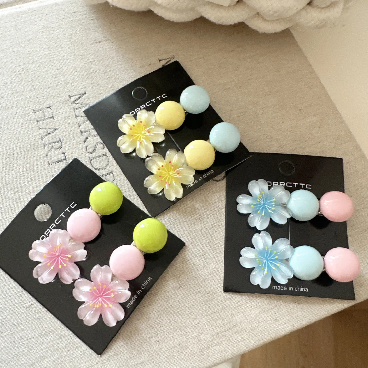 Resin Hair Clips Candy Color Sakura Flower for Kids Ice Transparent Shiny Side Clip Beads Colorful Cute Portable Hair Tools