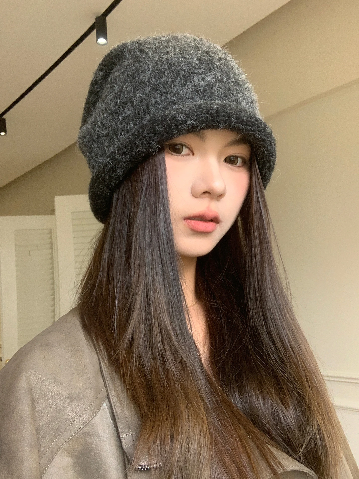 Korean Version Of The Woolen High-End Pile Hat For Women To Prevent Cold In Autumn And Winter