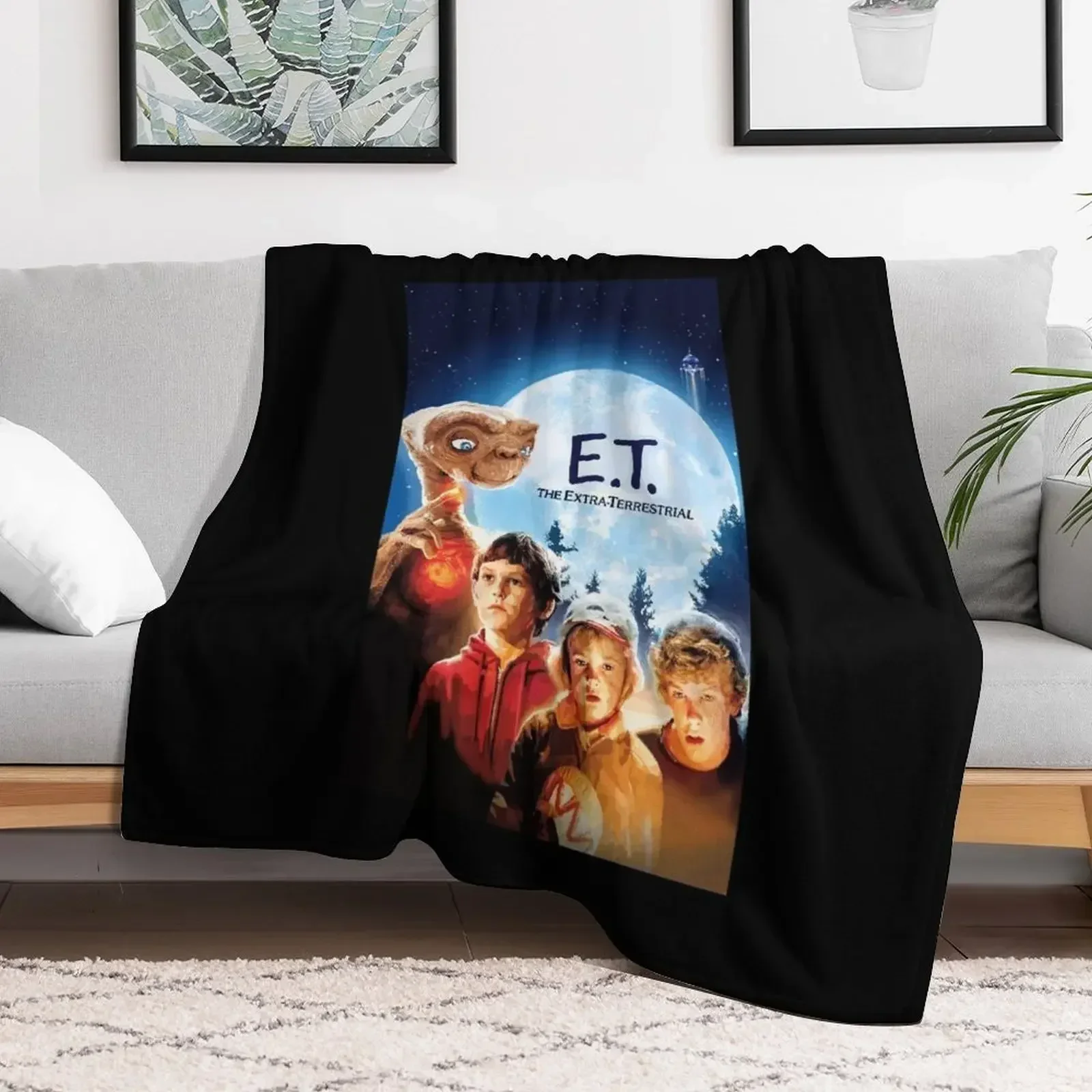 E.T. The Extra- Terrestrial Digital Illustration Throw Blanket Stuffeds Polar Giant Sofa Blankets