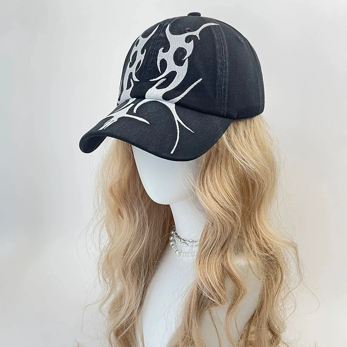 Американские бейсбольные кепки с вышитым пламенем и двусторонним лезвием, новые мужские и женские солнцезащитные козырьки, персональные универсальные нишевые модные фуражки