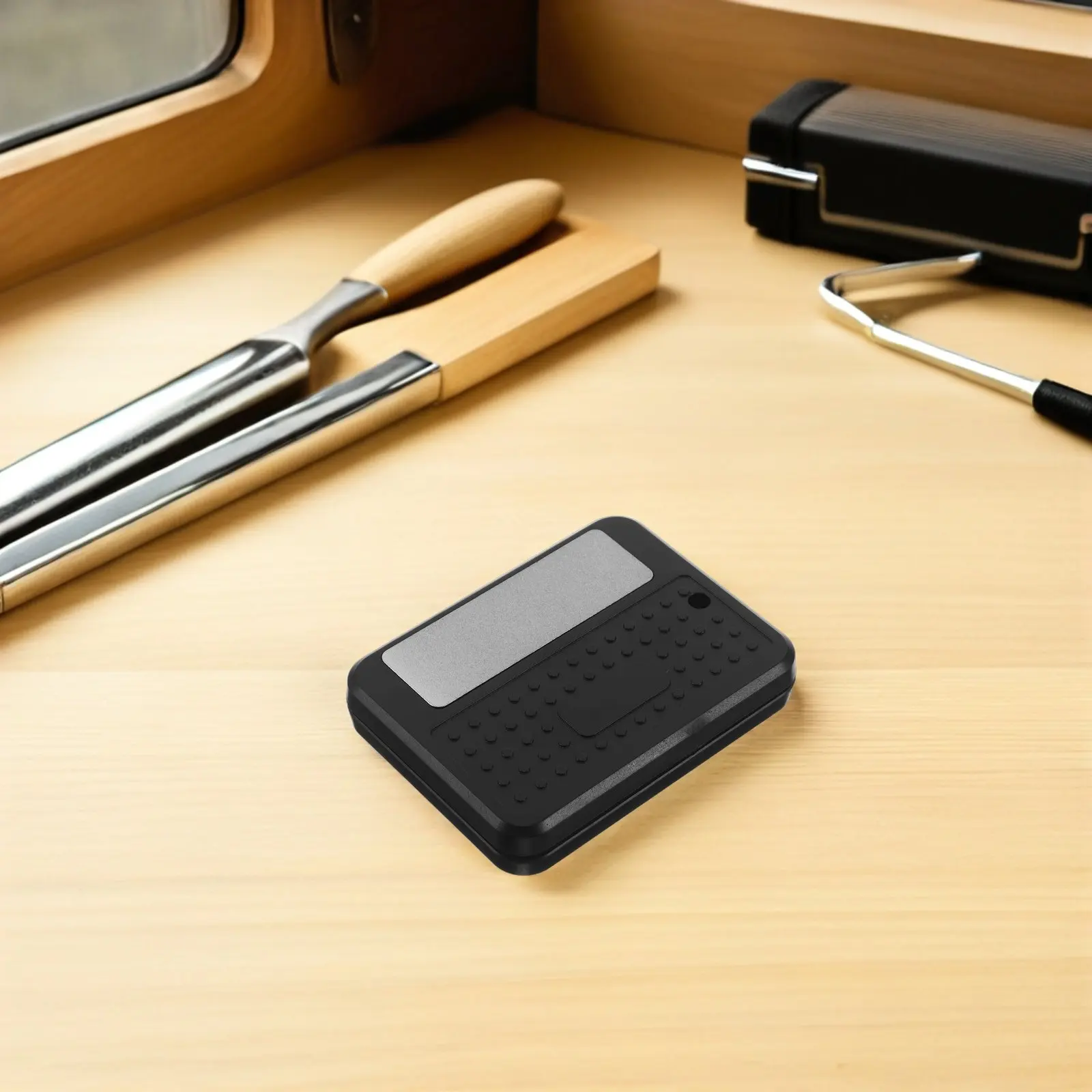 portable-ice-skate-sharpener-for-hockey-figure-skates-adjustable-angle-ceramic-honing-stone-professional-skate-sharpening-tool