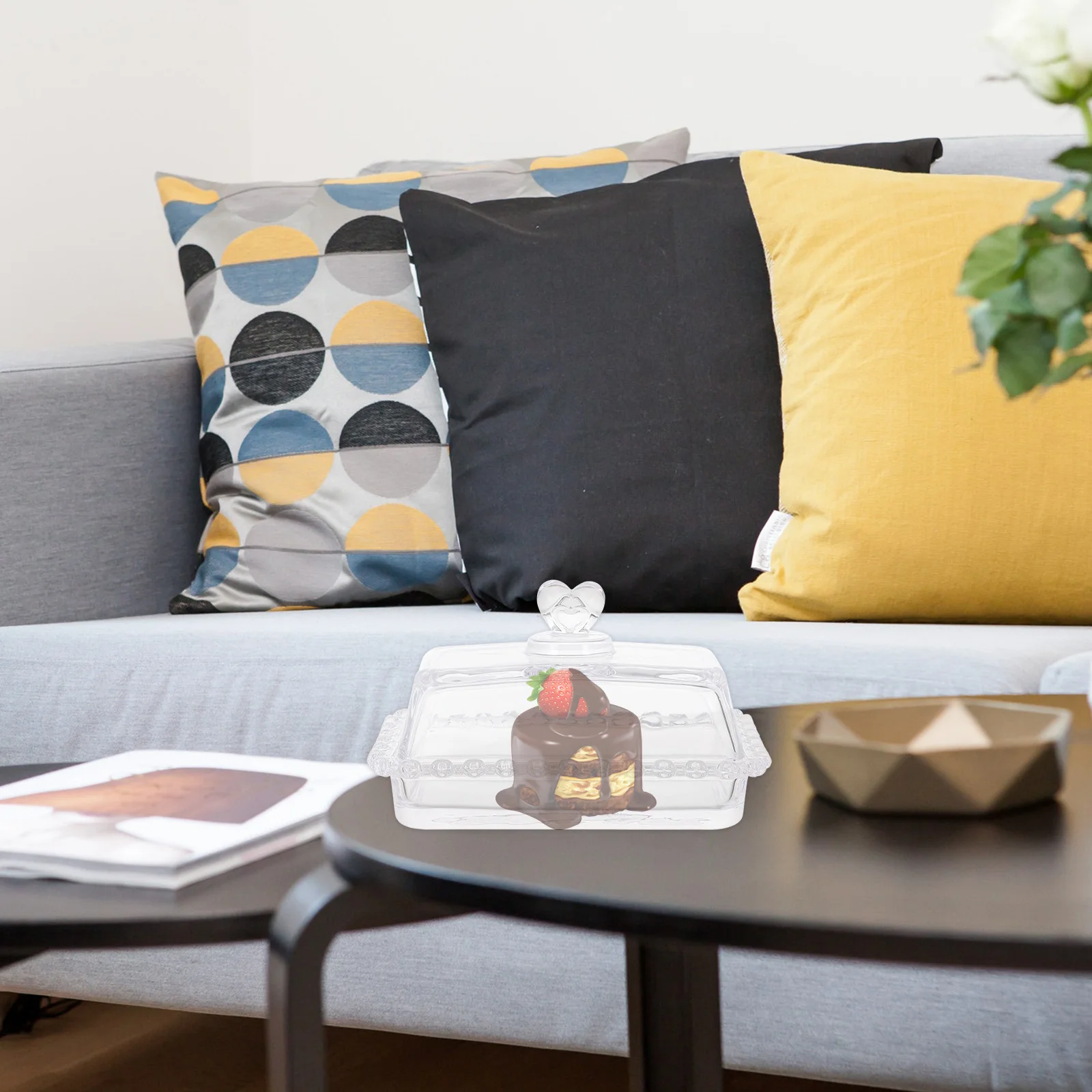 

Glass Cake Plate Clear Storage Tray with Lid for Dessert Display Elegant Home Party Decor Cake Plate with Dome