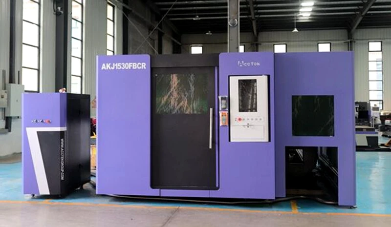 AccTek Станок для резки металла Лазерный станок с ЧПУ Станок для лазерной резки Волоконный лазерный резак с ЧПУ для металла, стали, нержавеющей стали