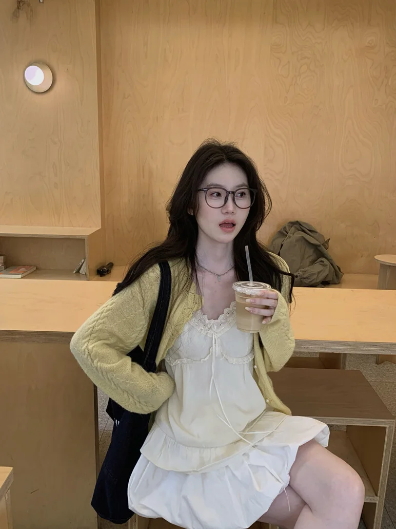 

Kumikumi Sweet Style Yellow Knitted Cardigan Women's Lace Trim Tank Top Spring Slimming Short Skirt Three Piece Set