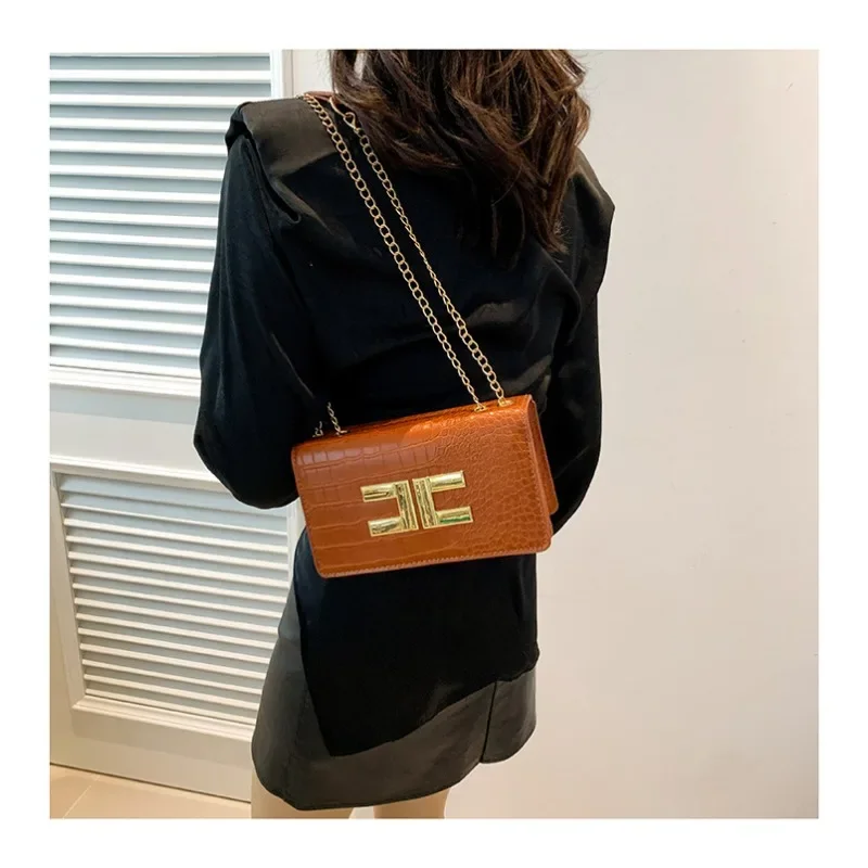 

Nice Crocodile Pattern Bag Female Spring 2024 New High-quality Small Square Shoulder Bag Explosions Chain Shoulder Messenger Bag