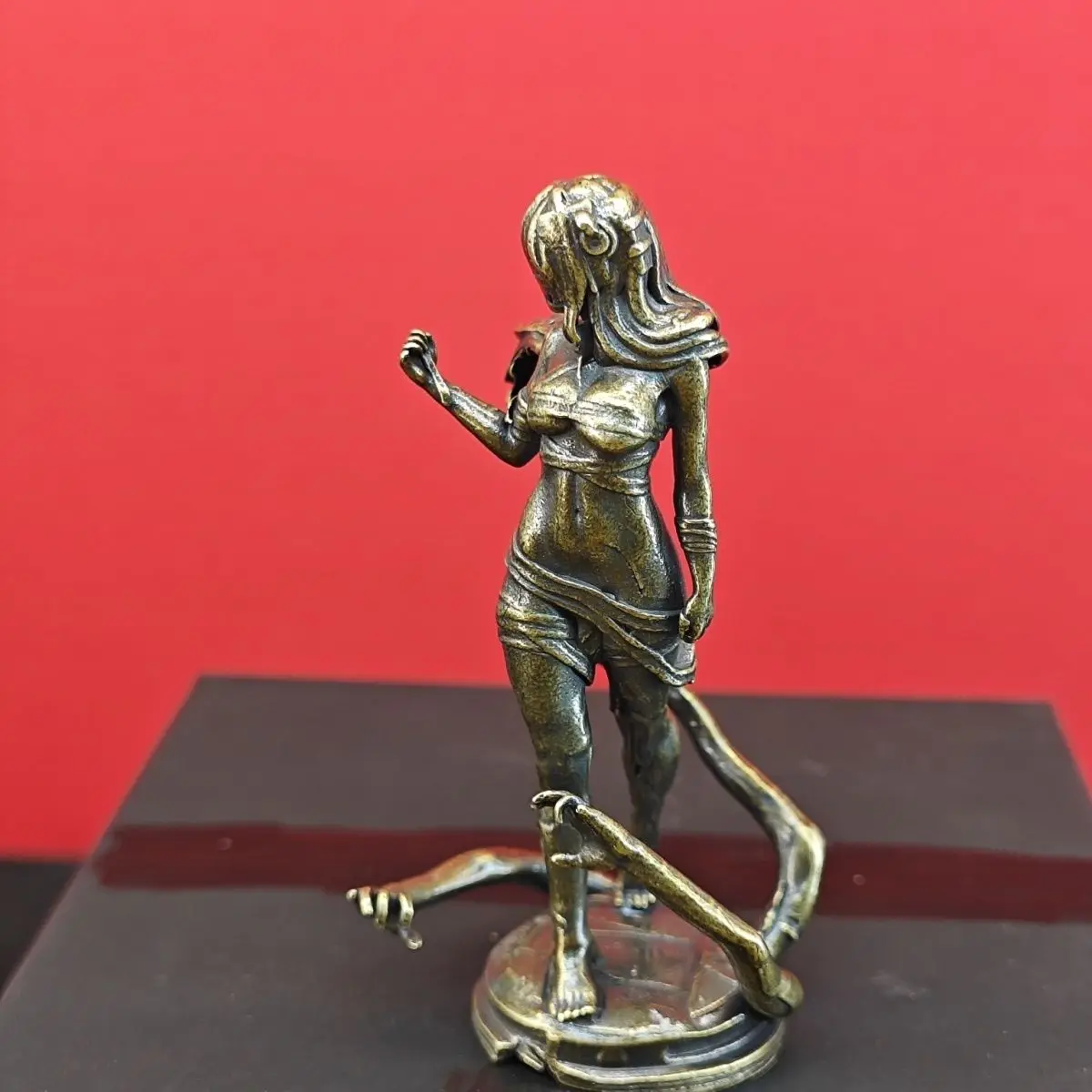 6.2cm/2.44inch Brass Anime Girl Statue- Elegant Pose Mini Figurine for Desktop and PC Case Decor