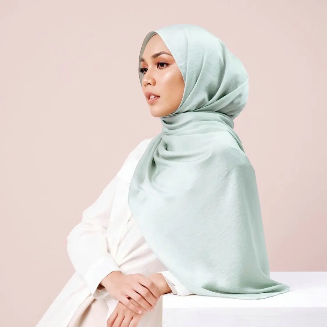 Premium Velvet Satin Chiffon Hijab Scarf Women Luxury Soft Plain Shawl For Women Muslim Hijabs Turban Femme Chic Ramadan