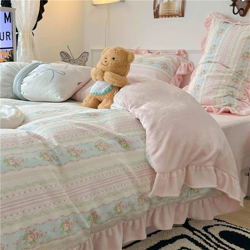 Winter Bedding Set Cotton and Velvet Warm Four-piece Set Retro Floral Quilt Cover Bed Sheet Pillowcase Bedroom Double Bedding