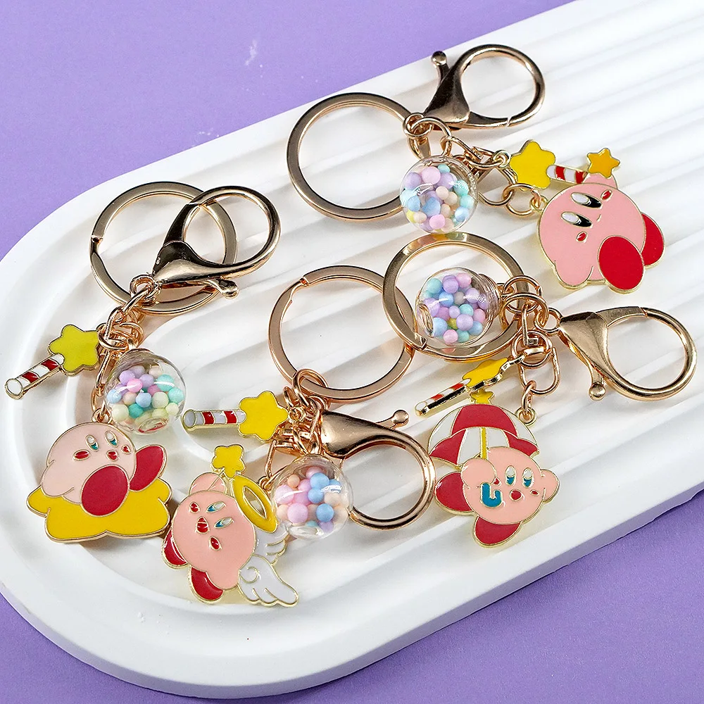 4 Piezas Lindos Llaveros de Kirby de Metal Esmaltado con Cuentas Coloridas, Colgante de Anime para Bolsos, Regalo para Niñas