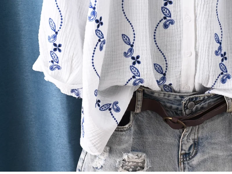 Одежда японского бренда 2025 года, белые рубашки и блузки с вышивкой в этническом стиле для женщин, летние топы с рукавами 3/4