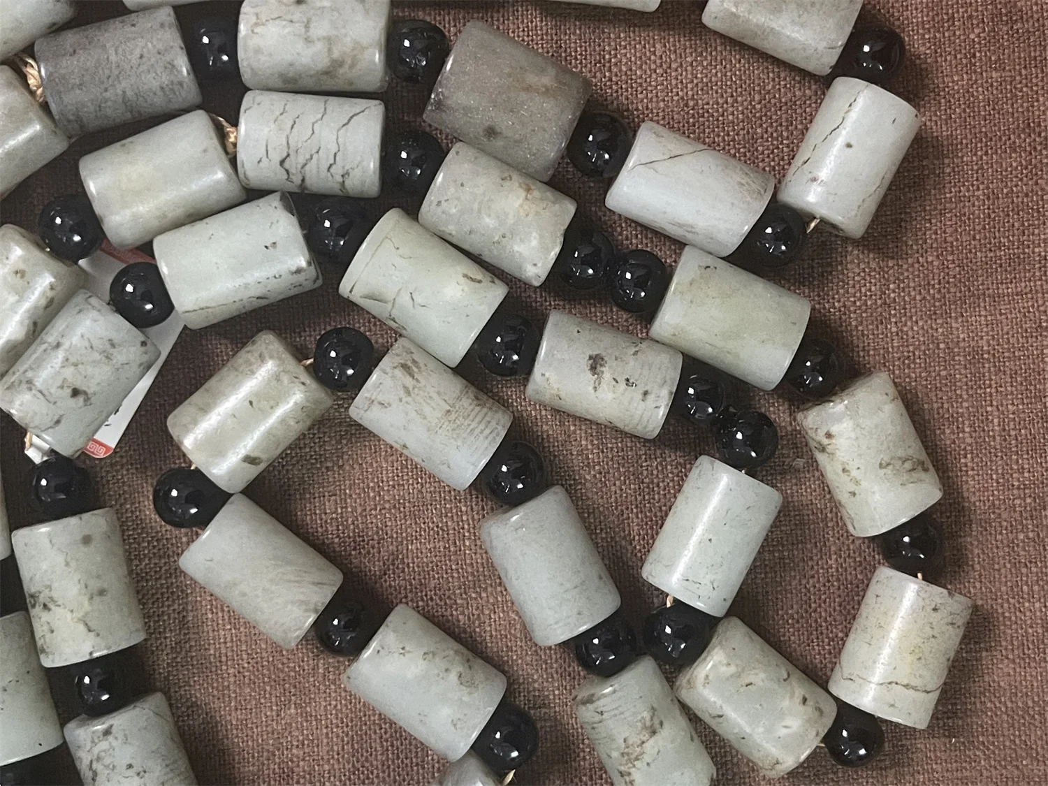 1pcs/lot natural ancient jade bucket bead jade bead necklace Rare and unique Ethnic style Collectible Men's and women's models