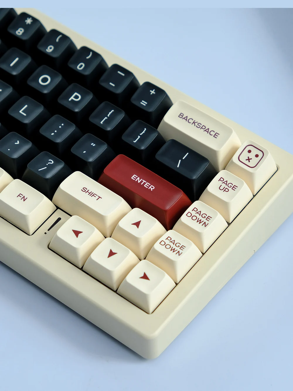 PBT Roman keycap QXA height two-color large full set of SA non-SA adaptation 6875/87/98/108, etc