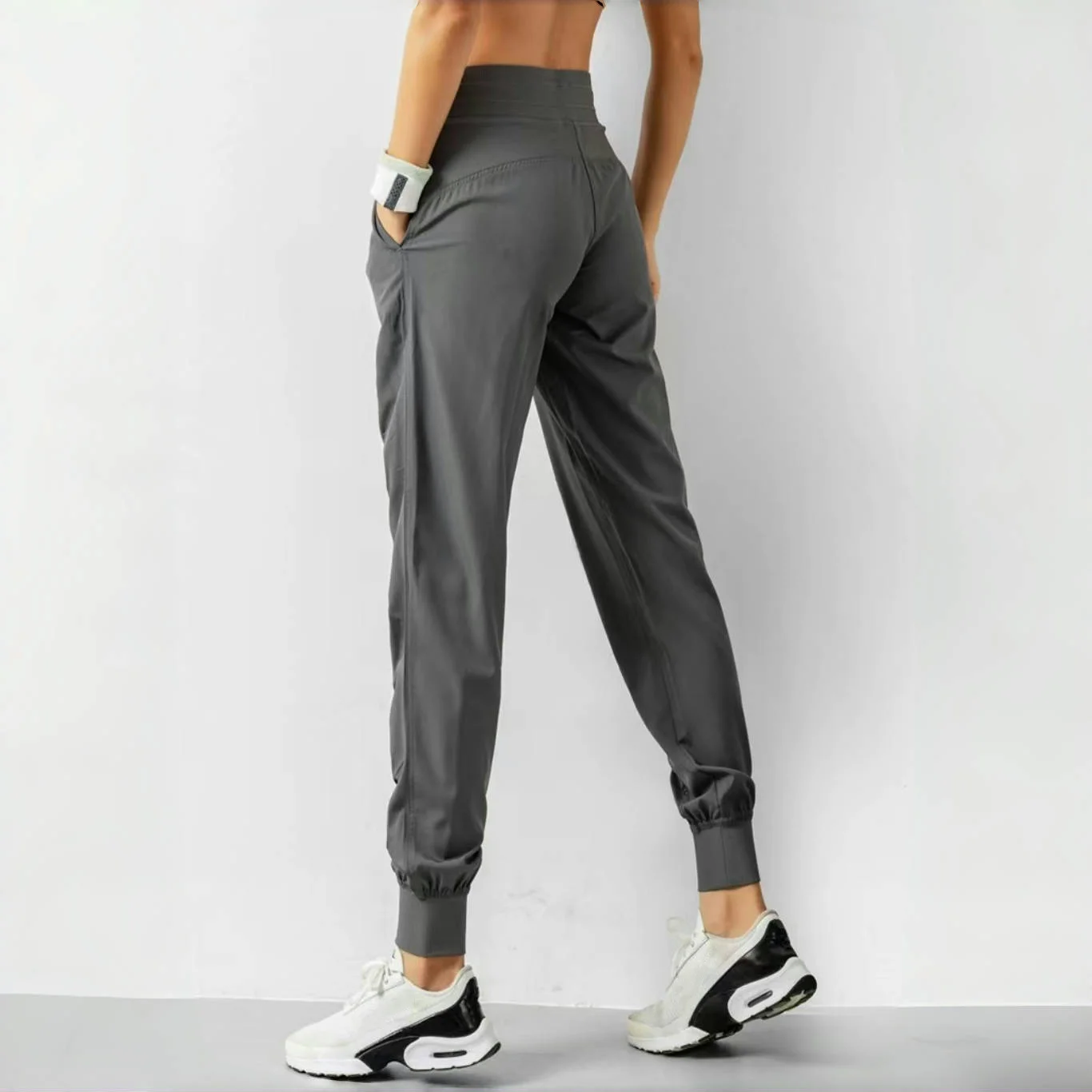 Yoga sports slacks with logo women pleated cuffed pants elastic drawstring waist sweatpants niners with pockets cargo trousers