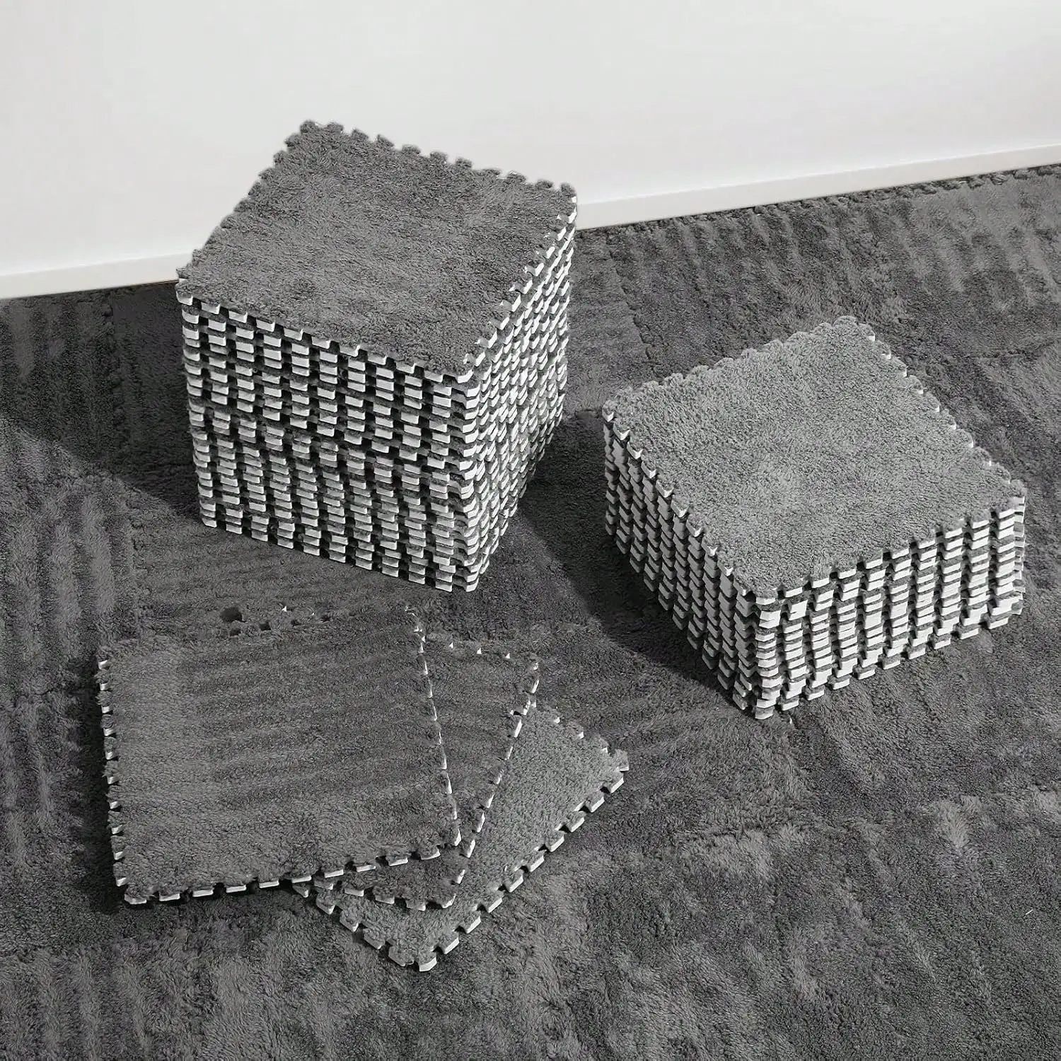 

Gray Bedroom Interlocking Carpet Tiles EVA Mat Set Ideal For Offices, Bedrooms, And Indoor Use Toy Mat Set Square Desig