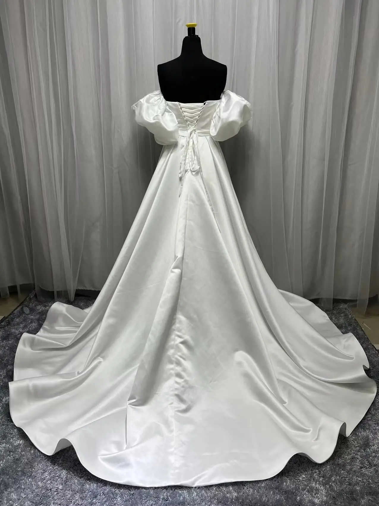 Vestido de novia de satén de talla grande, traje de novia Sexy con cola de corte y manga corta, sin tirantes, 2022