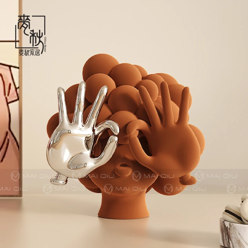 

Creative abstract figure sculptures, living room home decorations, niche artworks, and light luxury ornaments