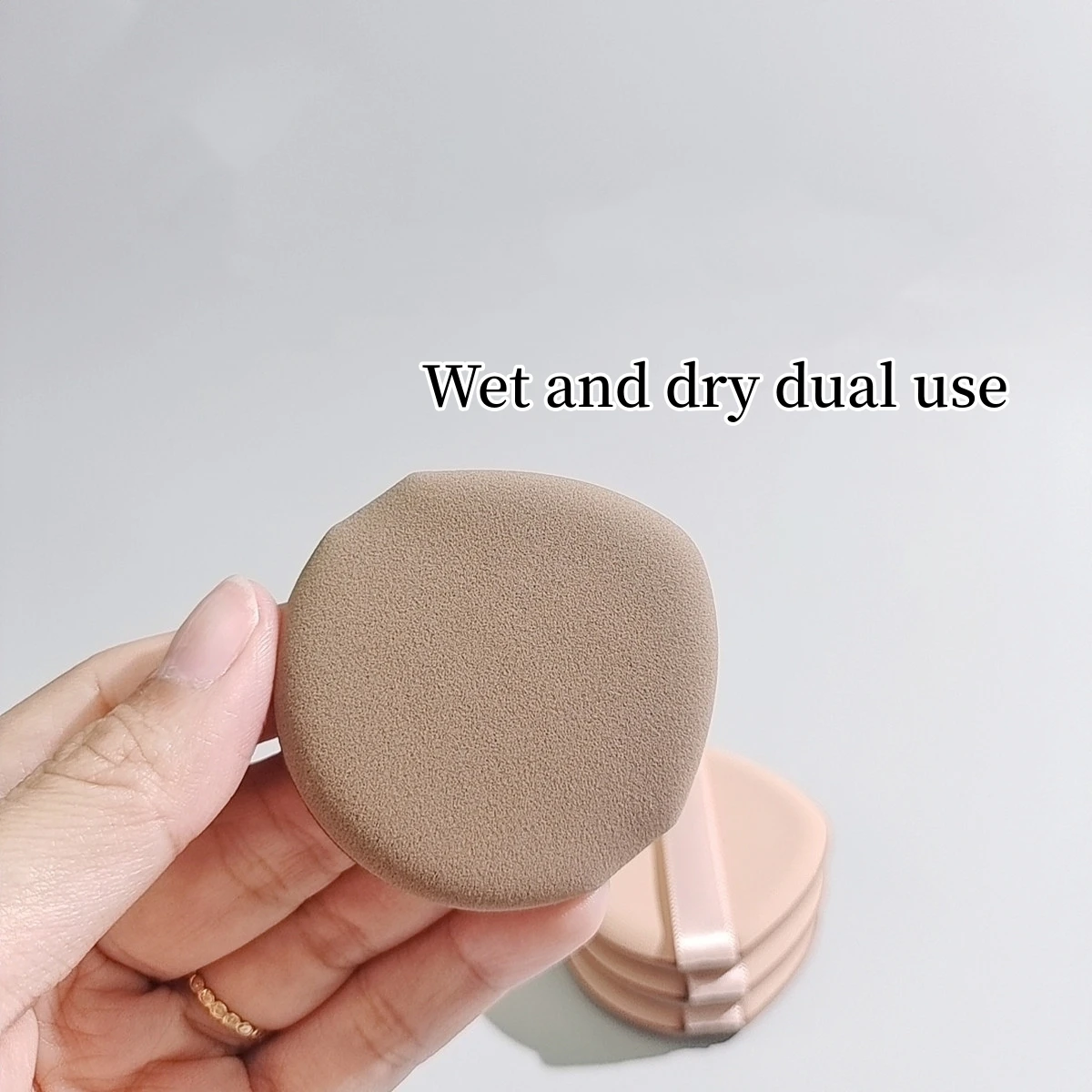 Luoli Coffee Air Cushion Powder Puff