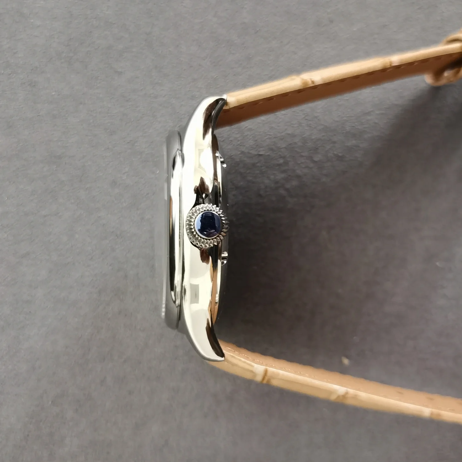 Jacques Genry Herren-Tourbillon-Uhr, 42 mm, Handaufzug, mechanische Armbanduhr, Saphirspiegel, Lederarmband