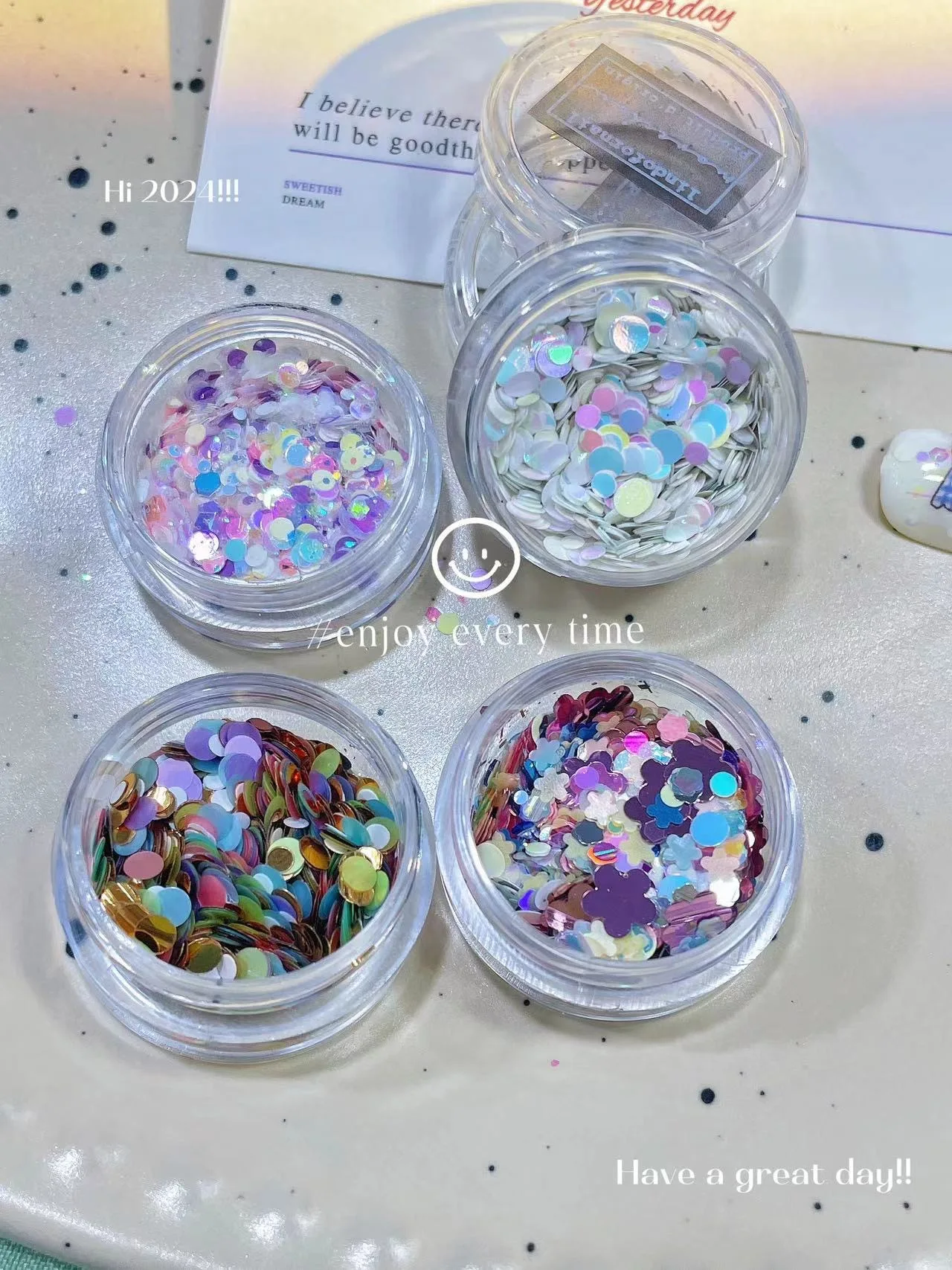 韓国スタイルネイルアートジュエリー花スパンコール小さなスプーンネイルアート材料爪アクセサリー