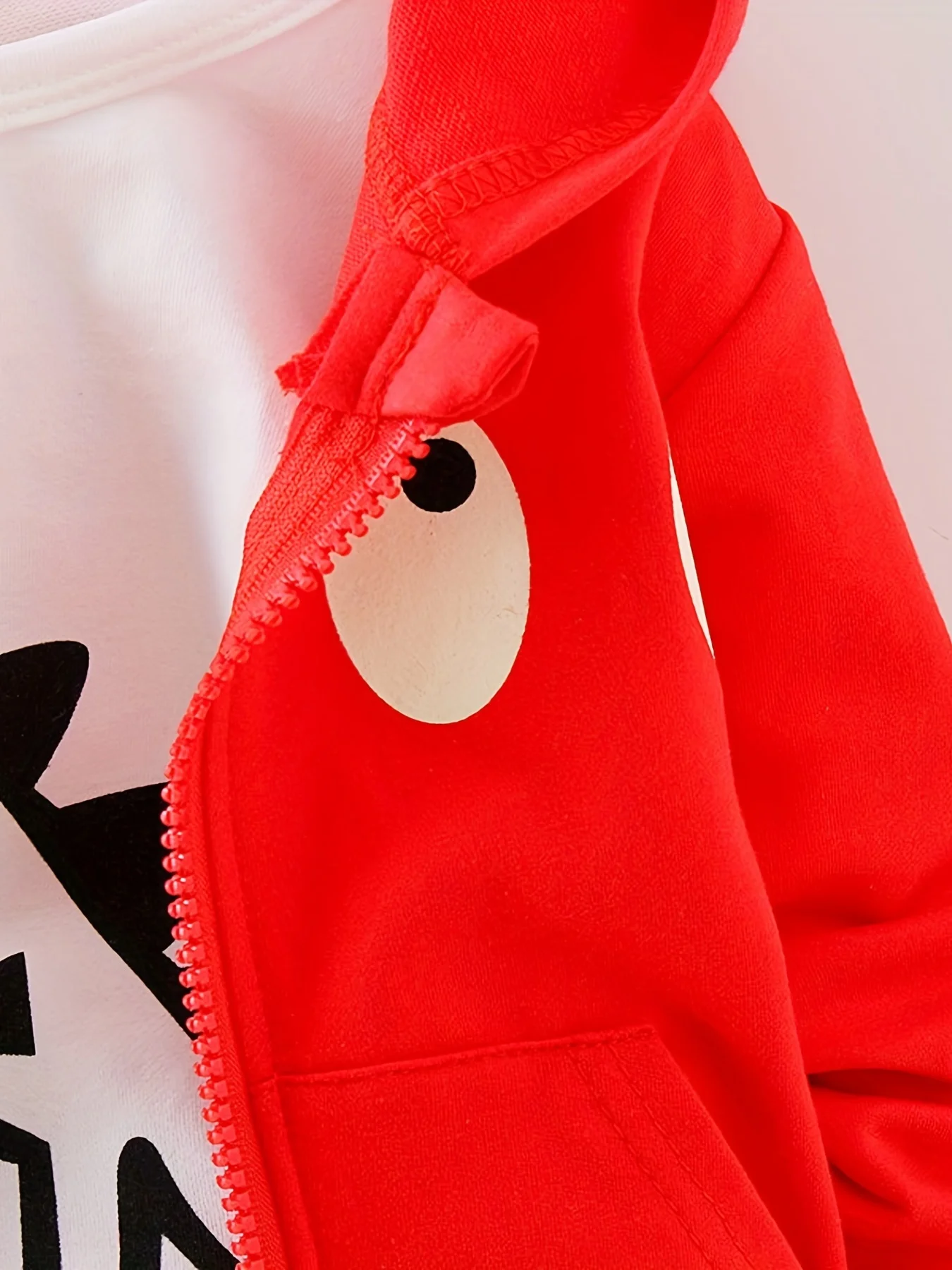 3-teiliges Dinosaurier-Outfit für Jungen, Kapuzenjacke mit Reißverschluss, Cartoon-Print, Innen-T-Shirt, Spikes-Dekor, elastische Bündchen, Jogginghose, Kinder-Trainingsanzug-Set – Detail 5