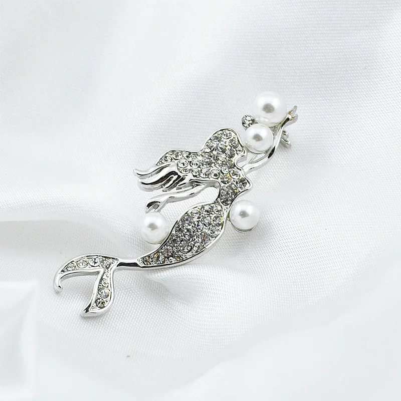 New Alloy Crystal Jewelry Pearl Jewelry Simple Fashion Matching Mermaid Brooch for Women Brooch