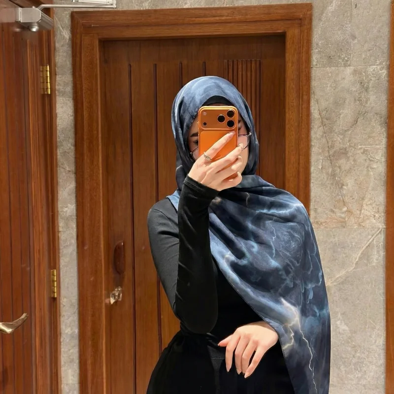 2026 New Muslim Hijab Scarf Soft Breathable Cloud Print Bandana Islamic Shawl Headscarf Daily Wear Neck Wrap Accessory for Women view 5