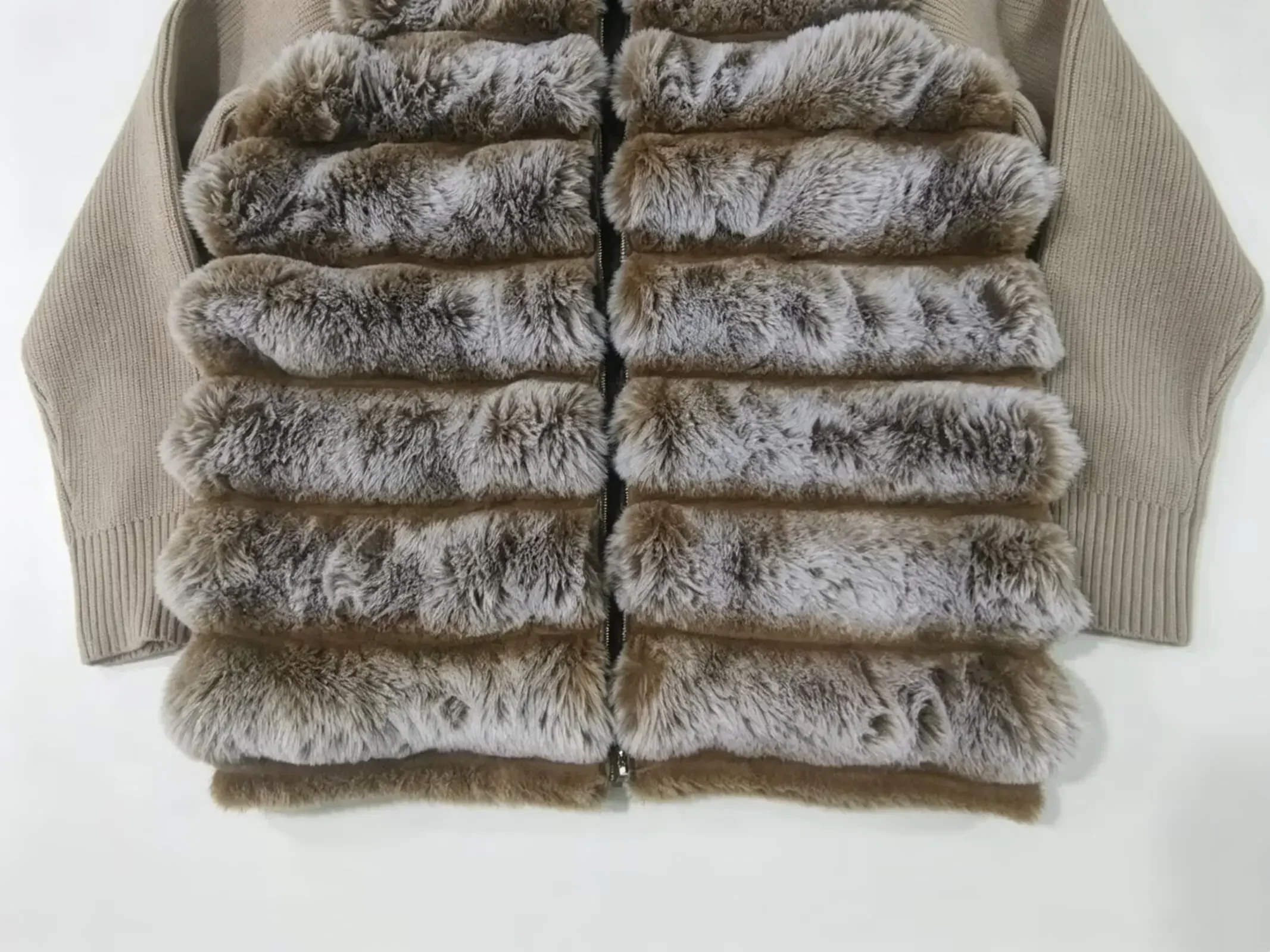 Stand Collar Knit Sleeve Patchwork Striped Faux Fur Jacket Loose Zipper Up Mid-length Coat 2026 Winter Fashion Lady Chic Outwear