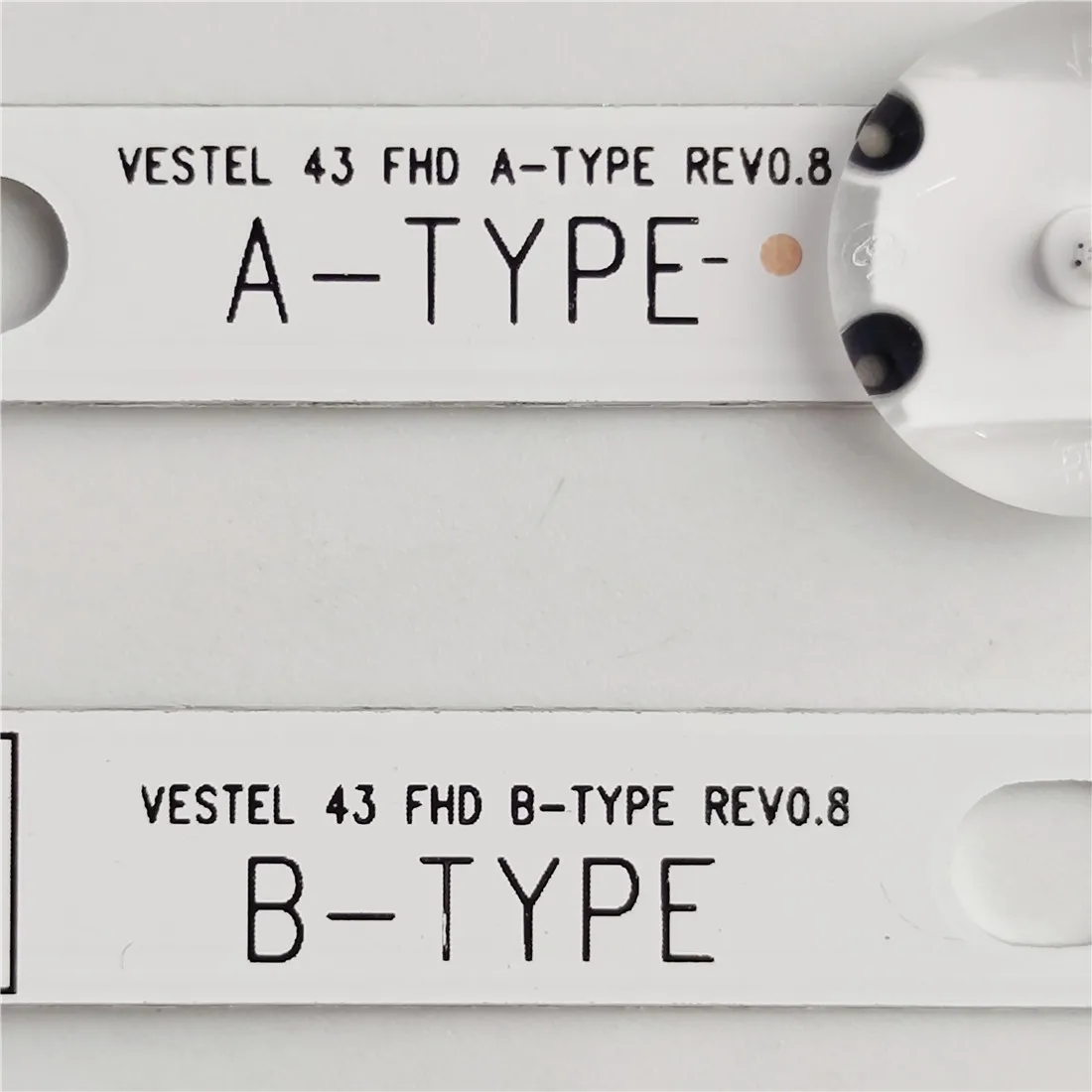 LED Backlight Strip for VESTEL 43 FHD A-TYPE B-Type VES430UNDS-2D-N14 VES430UNDL-2D-N12 17DLB43VLXR1 TX-43E302B LUX0143001/01