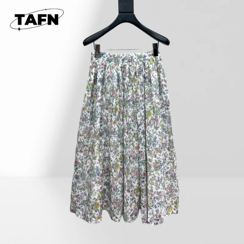 

Home Jungle Printing Skirt Stylish Corduroy Skirt – Cozy & Fashionable for Fall Fashion Cozy and Fashionable Any Season AG2911