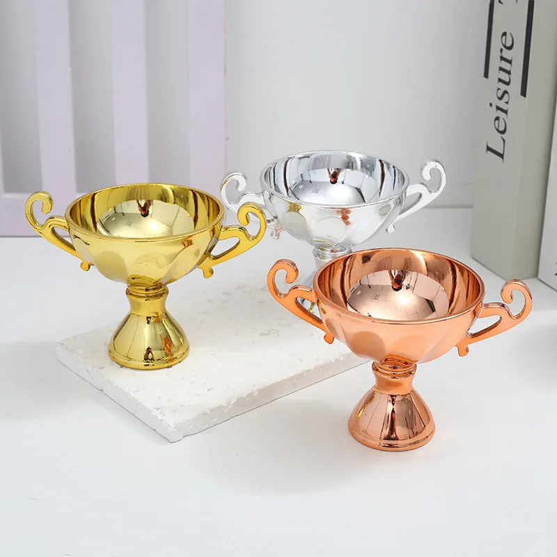 

Metal mini trophy for children's kindergarten cartoon thumb five-pointed star crystal competition graduation trophy